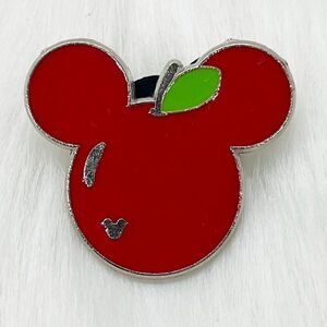 🔮 5/$25 Disney Mickey Mouse Apple Pin‎